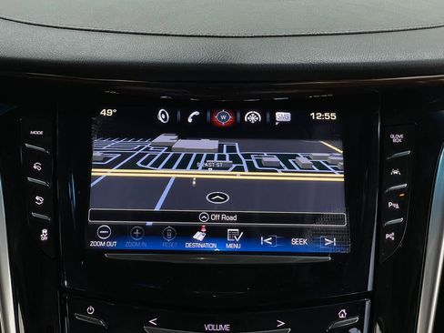 Used 2018 Cadillac Escalade ESV Luxury image 10