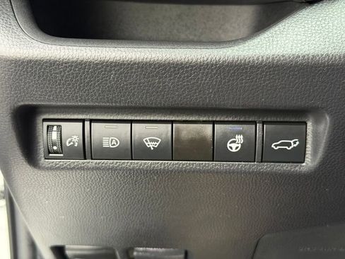 Certified 2022 Toyota RAV4 XLE Premium AWD/4WD image 37