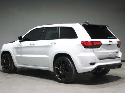 Used 2019 Jeep Grand Cherokee Trackhawk image 3