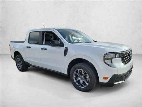 Used 2025 Ford Maverick XLT w/ XLT Luxury Package FWD image 3