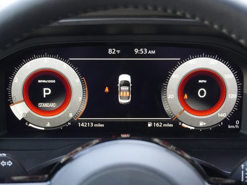 Used 2024 Nissan Rogue SL w/ SL Premium Package FWD image 19