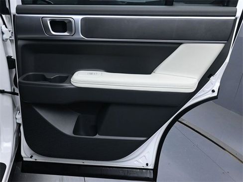 Used 2024 Hyundai Santa Fe SEL image 28