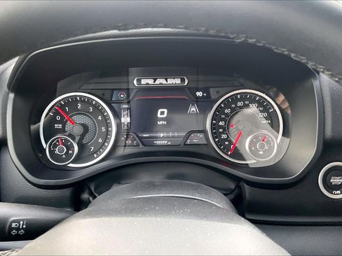 Used 2025 RAM 1500 Big Horn AWD/4WD image 19