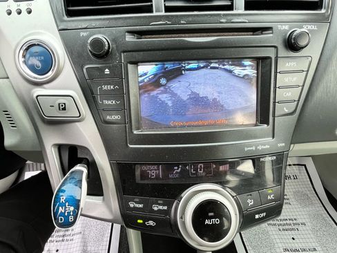 Used 2012 Toyota Prius V Three FWD image 12