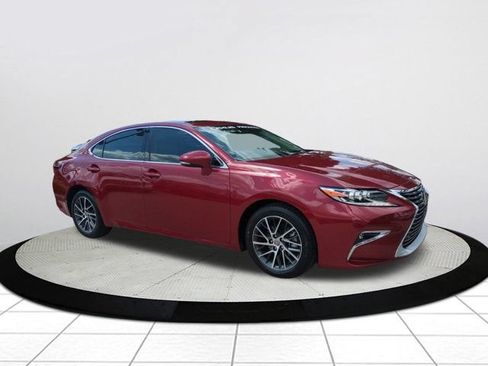 Used 2017 Lexus ES 350 FWD image 1