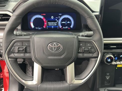 Used 2024 Toyota Tacoma TRD Sport w/ TRD Sport Premium Package AWD/4WD image 18