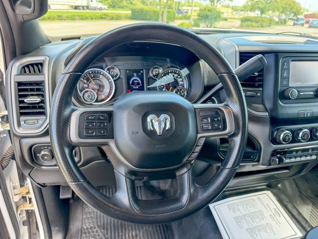 Used 2022 RAM 2500 Tradesman w/ Chrome Appearance Group RWD image 12