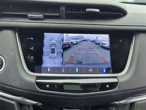 Certified 2022 Cadillac XT5 Premium Luxury w/ LPO, ONYX Package image 4