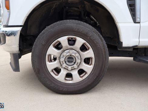 Certified 2024 Ford F250 XLT image 12