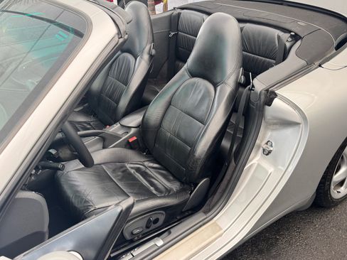 Used 1999 Porsche 911 Cabriolet image 26