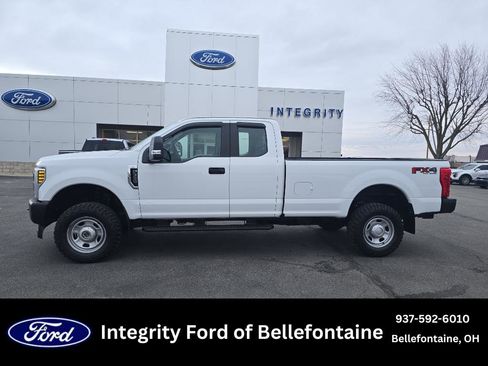 Used 2018 Ford F350 XL image 1