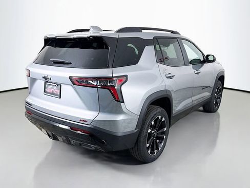 New 2026 Chevrolet Equinox RS w/ Convenience Package III FWD image 9