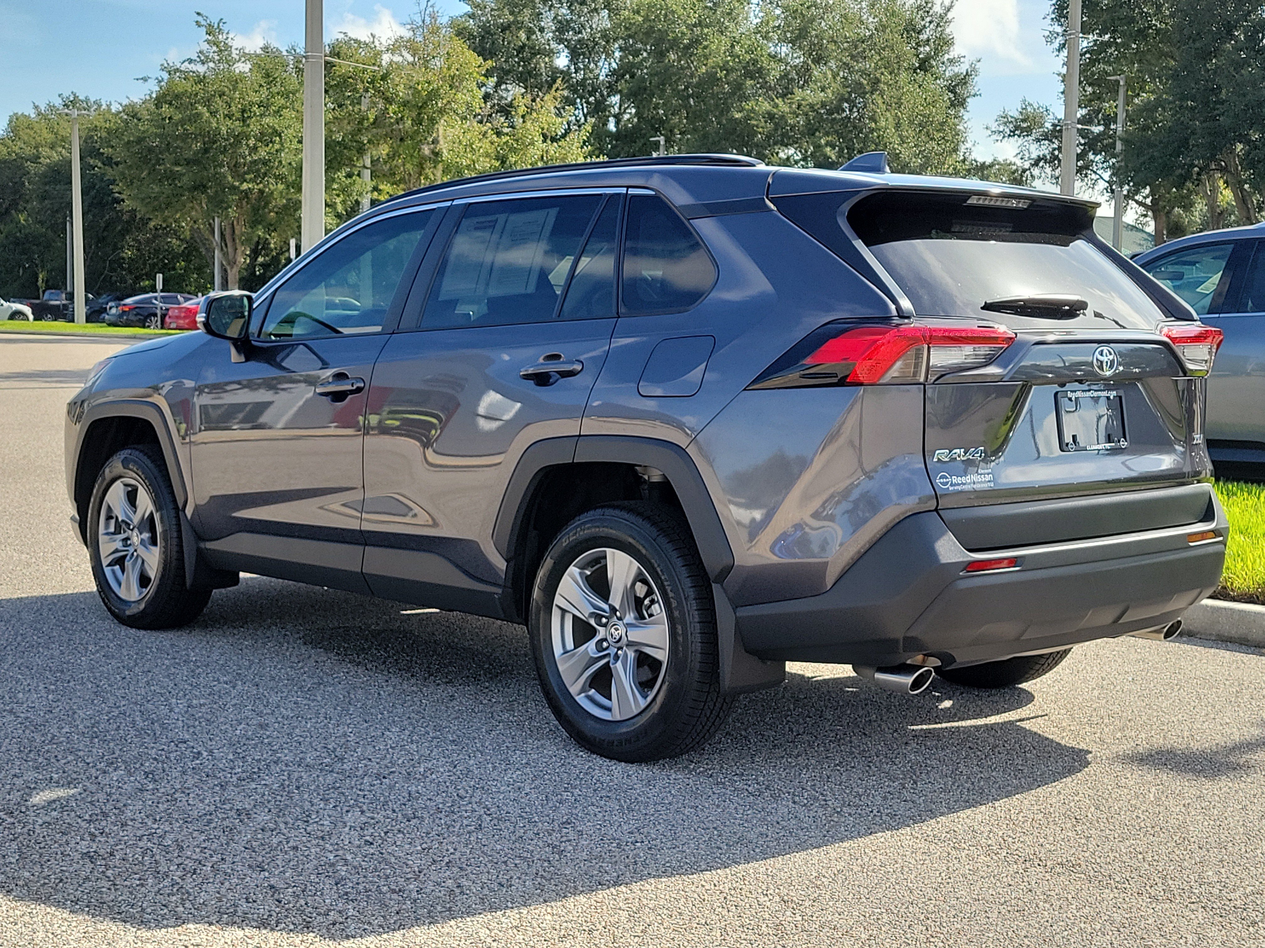 Used 2024 Toyota RAV4 XLE w/ Convenience Package FWD image 8