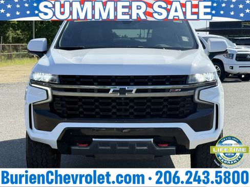 Used 2022 Chevrolet Suburban Z71 w/ Luxury Package AWD/4WD image 8