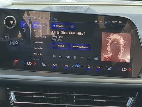 New 2025 Chevrolet Traverse LT w/ Enhanced Driving Package image 18