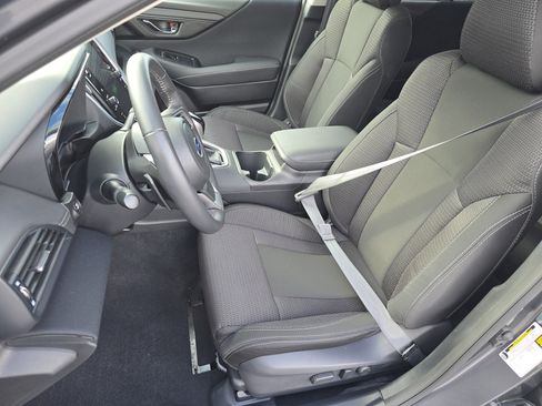 Certified 2025 Subaru Outback Premium w/ Popular Package #1A image 21