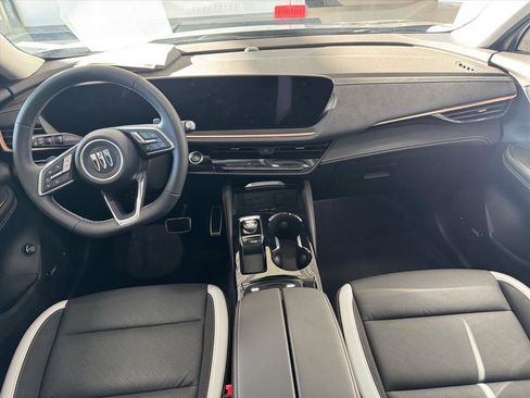 Used 2025 Buick Envision Sport Touring image 12