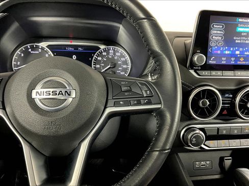 Used 2022 Nissan Sentra SV w/ Trunk Package FWD image 12