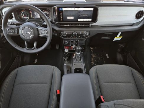 New 2025 Jeep Gladiator Willys image 8