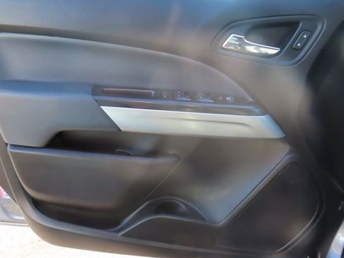 Used 2021 Chevrolet Colorado Z71 w/ Safety Package image 13