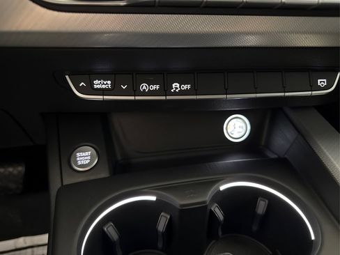 Used 2017 Audi A4 2.0T Premium FWD image 36