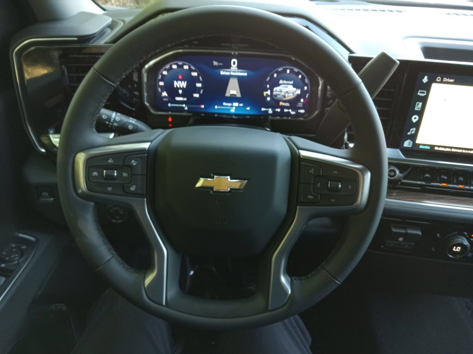 Used 2026 Chevrolet Silverado 1500 LT AWD/4WD image 13
