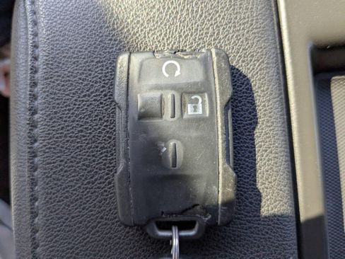 Used 2022 Chevrolet Silverado 1500 Custom w/ LPO, Blackout Package image 27