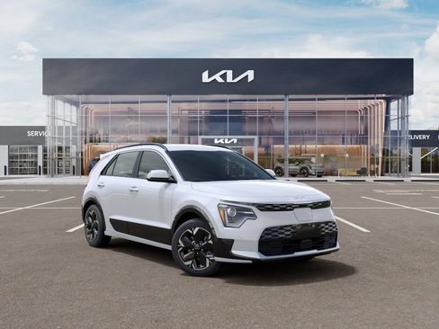 New 2026 Kia Niro Wind FWD image 8
