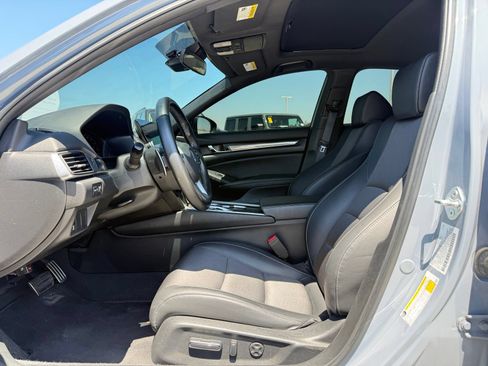 Used 2022 Honda Accord Sport image 5