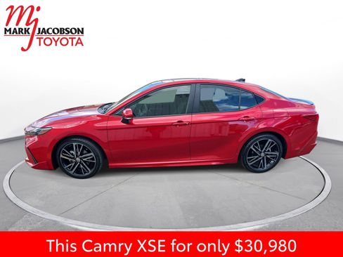 Used 2025 Toyota Camry XSE image 14