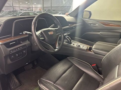 Used 2021 Cadillac Escalade Premium Luxury w/ Performance Package AWD/4WD image 12