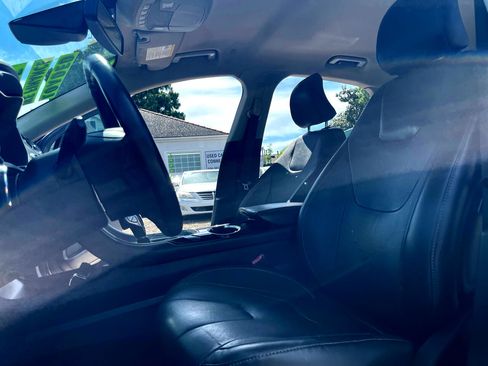 Used 2016 Ford Fusion Titanium image 10