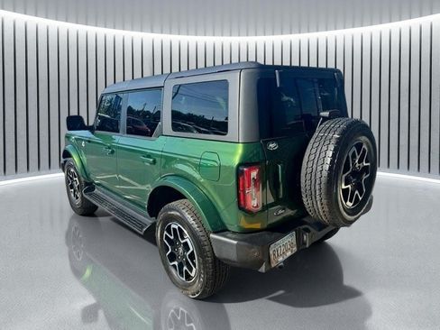 Used 2025 Ford Bronco Outer Banks AWD/4WD image 3