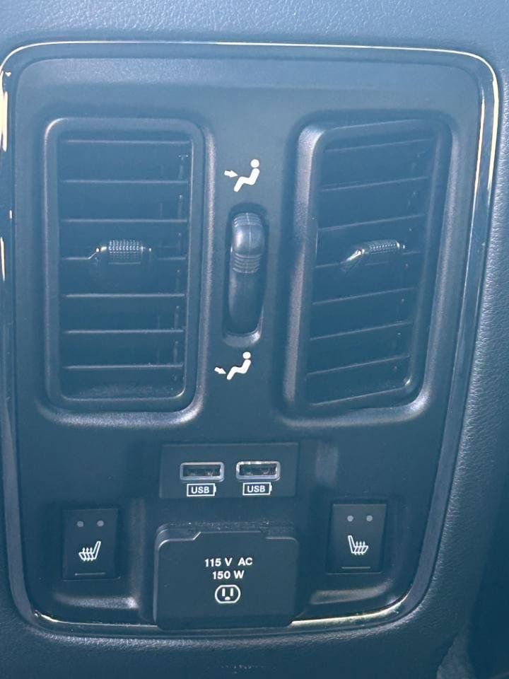 Used 2018 Jeep Grand Cherokee Overland AWD/4WD image 27