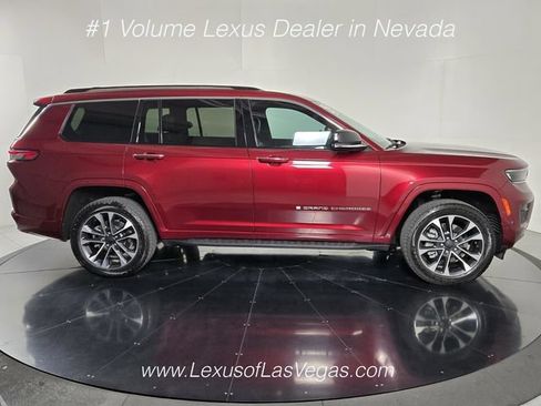 Used 2021 Jeep Grand Cherokee L Overland w/ Luxury Tech Group IV AWD/4WD image 7