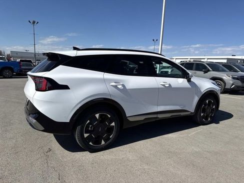 New 2026 Kia Sportage SX image 2