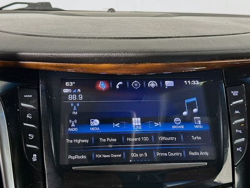Used 2017 Cadillac Escalade Luxury RWD image 19