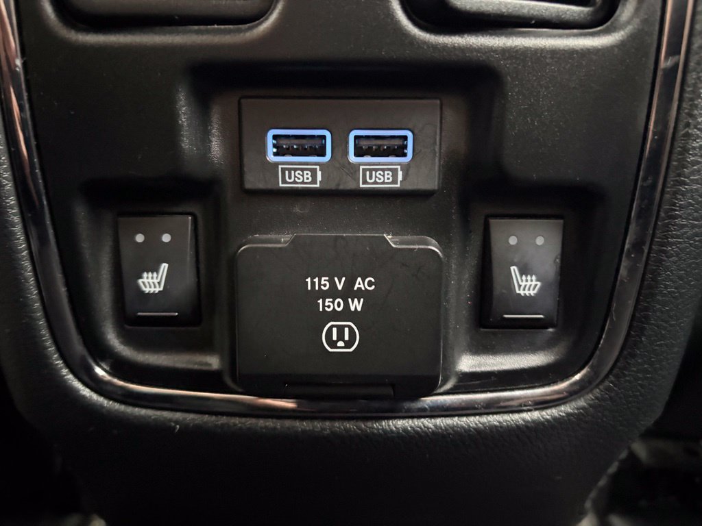Used 2018 Jeep Grand Cherokee Limited AWD/4WD image 16