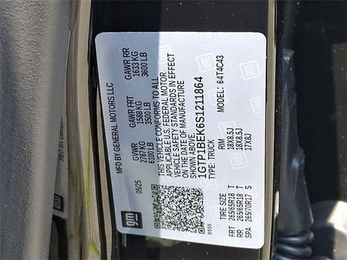 New 2025 GMC Canyon Elevation w/ Convenience Package image 16