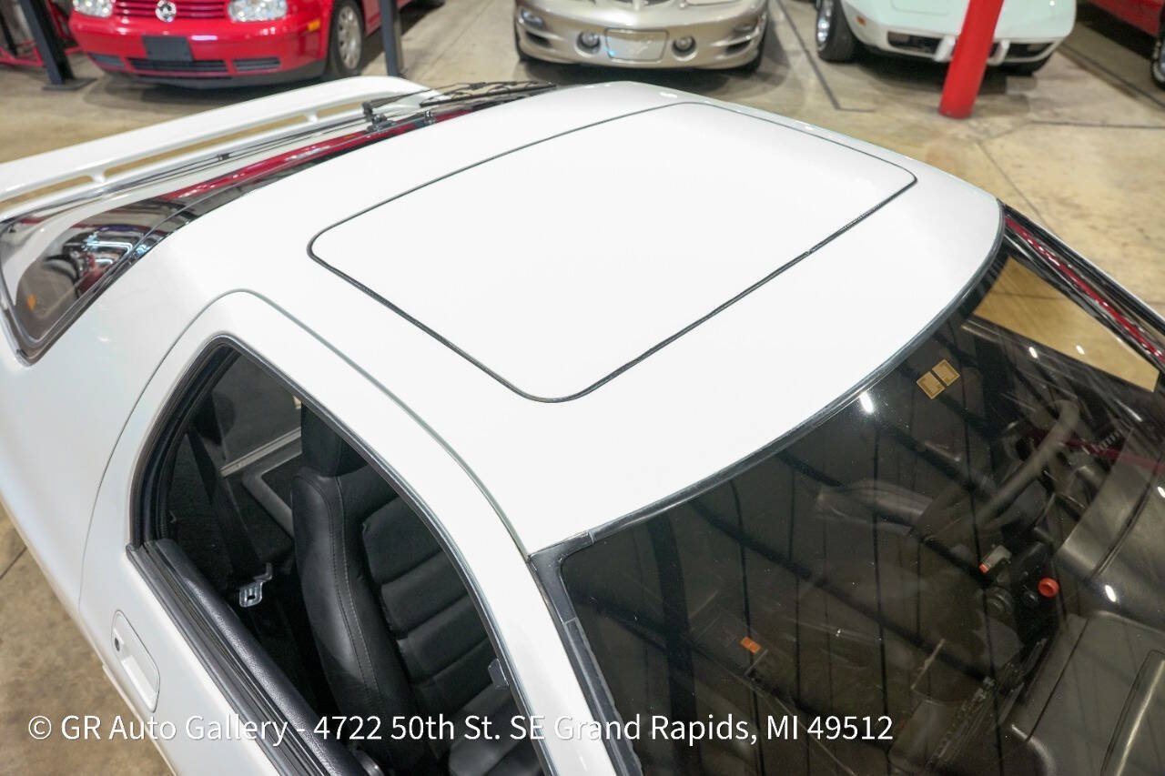 Used 1988 MAZDA RX-7 Turbo RWD image 19
