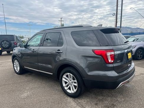 Used 2016 Ford Explorer XLT w/ Equipment Group 202A FWD image 6