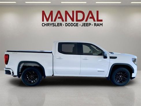 Used 2023 GMC Sierra 1500 Elevation image 5
