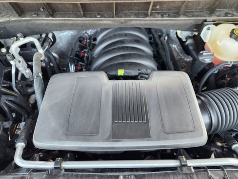 Used 2022 Chevrolet Silverado 1500 LTZ w/ Z71 Off-Road Package image 33