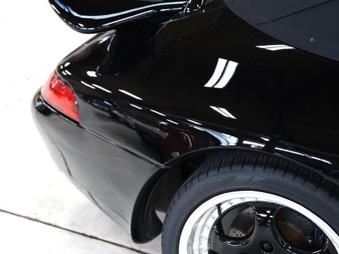 Used 1995 Porsche 911 Cabriolet image 22
