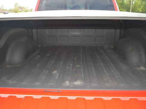 Used 2018 RAM 1500 Classic SLT w/ Luxury Group AWD/4WD image 21