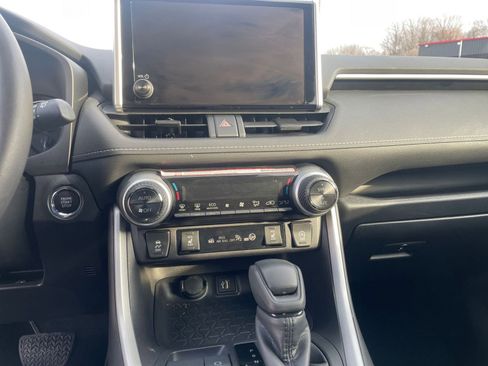 Used 2025 Toyota RAV4 XLE w/ Weather Package image 17
