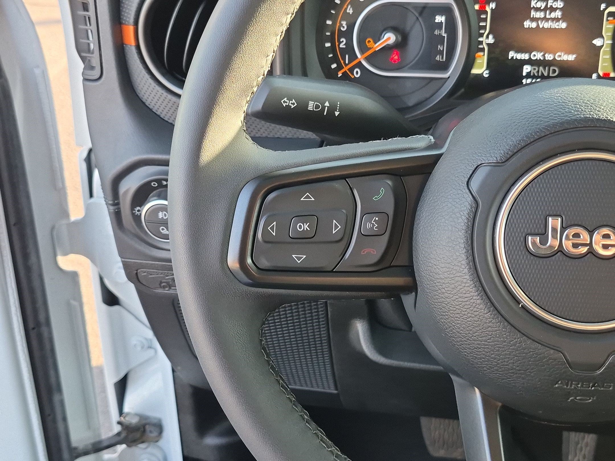 Used 2026 Jeep Gladiator Mojave AWD/4WD image 20