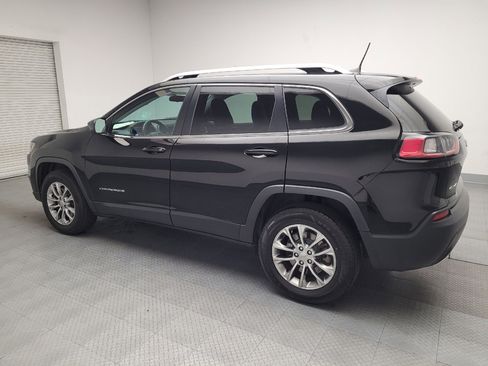 Used 2019 Jeep Cherokee Latitude Plus w/ Cold Weather Group image 3
