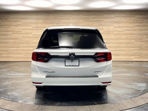 Used 2024 Honda Odyssey Sport image 12