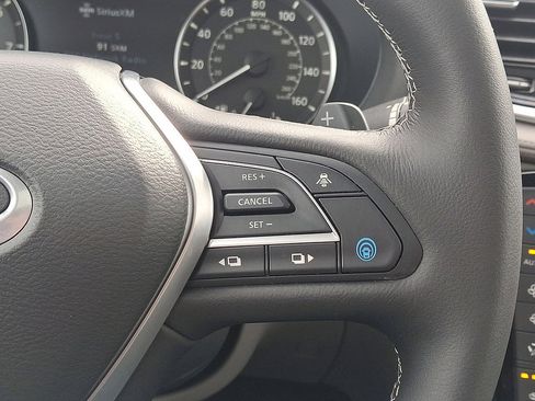 Used 2025 INFINITI QX50 Luxe image 18